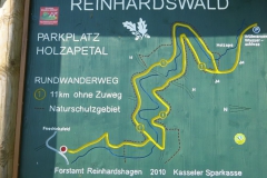 Wandern im Reinhardswald: Holzhapetal