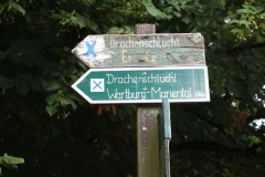 Wandern im Thüringer-Wald: Elfengrotte
